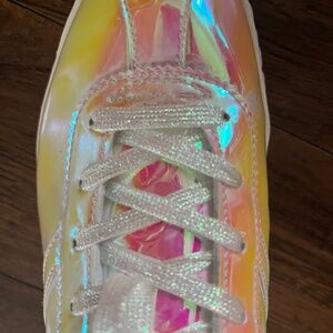 Tretorn Women's Camden Iridescent Lace Up Sneakers - Size 7